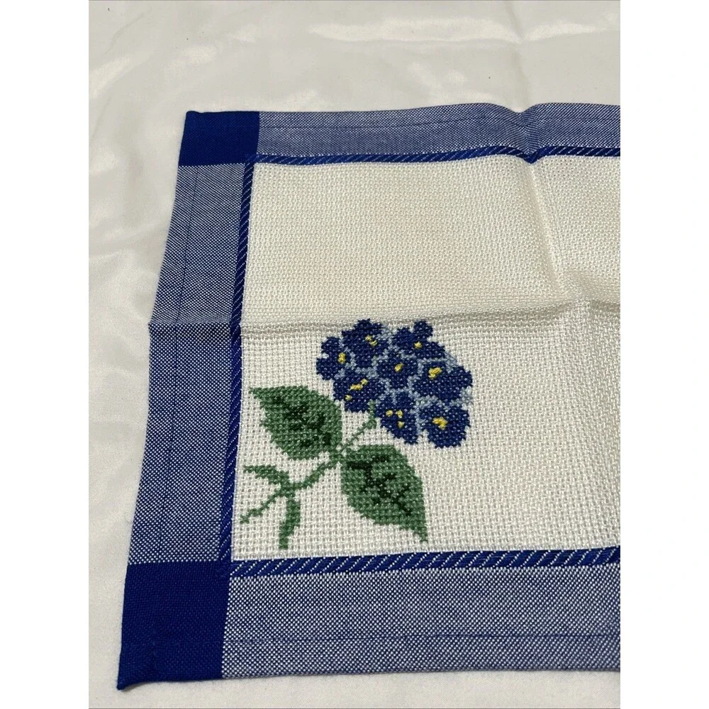 Needlepoint Unframed Flower Blue Art Finished PORTUGAL Dresser Scarf 18x13
